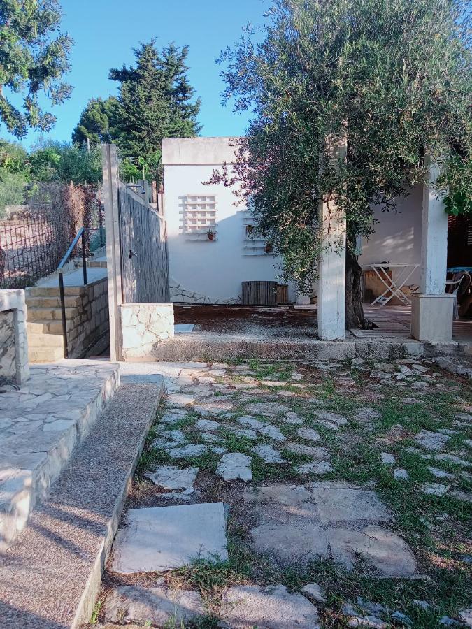 Casa Del Carrubo Villa Vieste Exterior photo